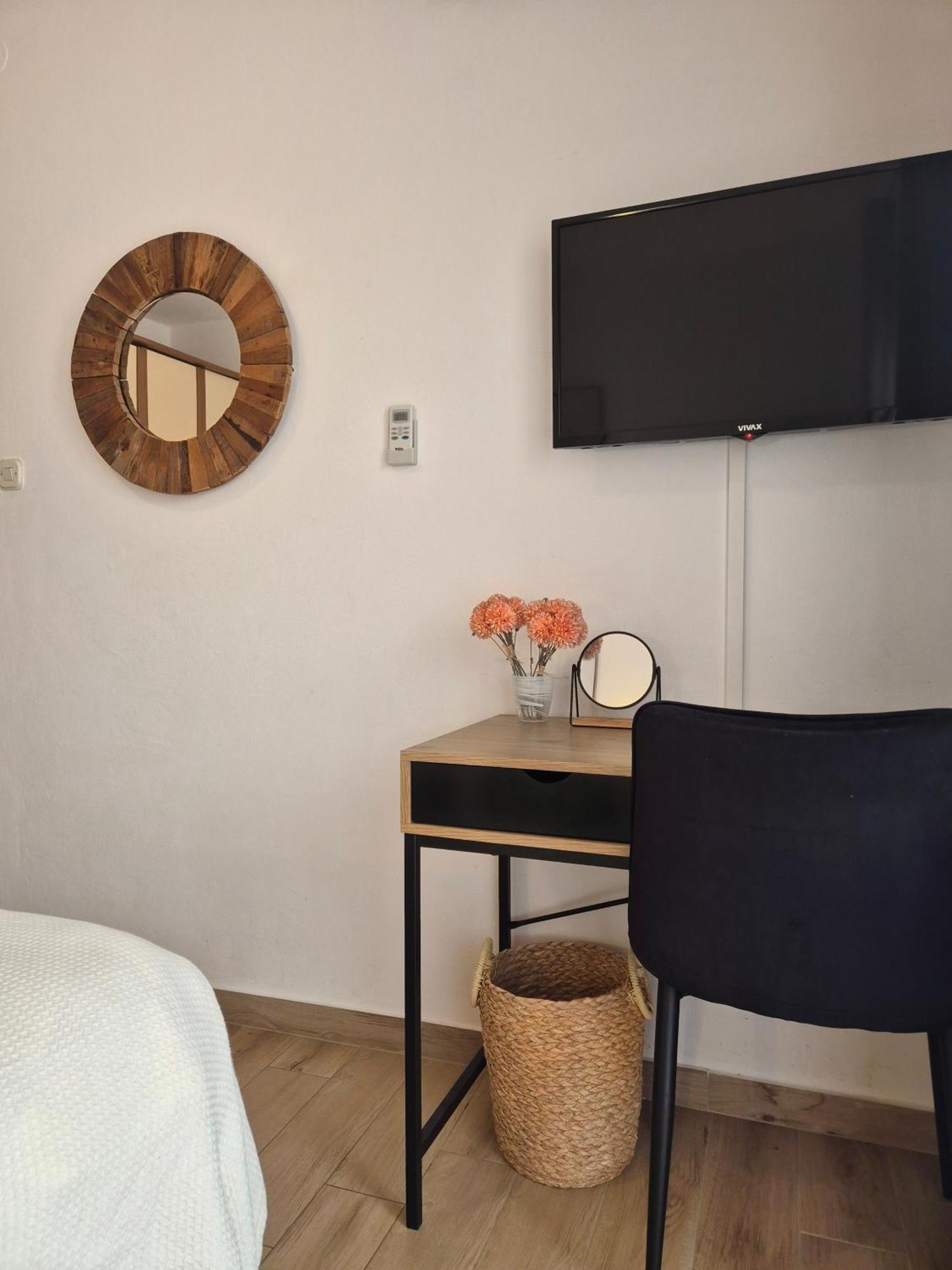 Apartments & Rooms Ivana Rovinj Room photo